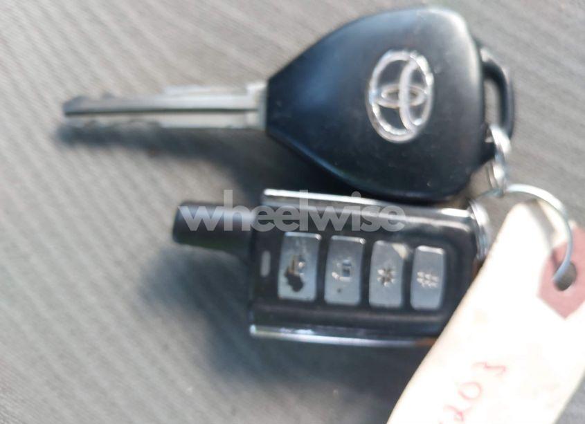 Photo 11 of 2012 Toyota Corolla LE (VIN 2T1BU4EE8CC916900)