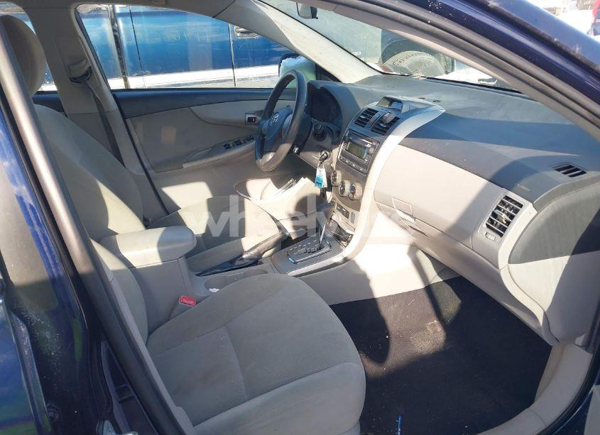 Photo 5 of 2012 Toyota Corolla LE (VIN 2T1BU4EE8CC916900)