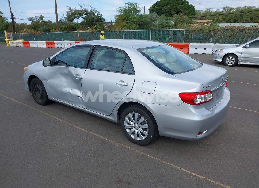 Photo 3 of 2012 Toyota Corolla LE (VIN 2T1BU4EE8CC918744)