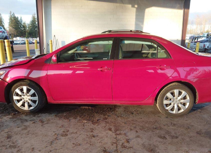 Photo 15 of 2013 Toyota Corolla LE (VIN 2T1BU4EE8DC006116)