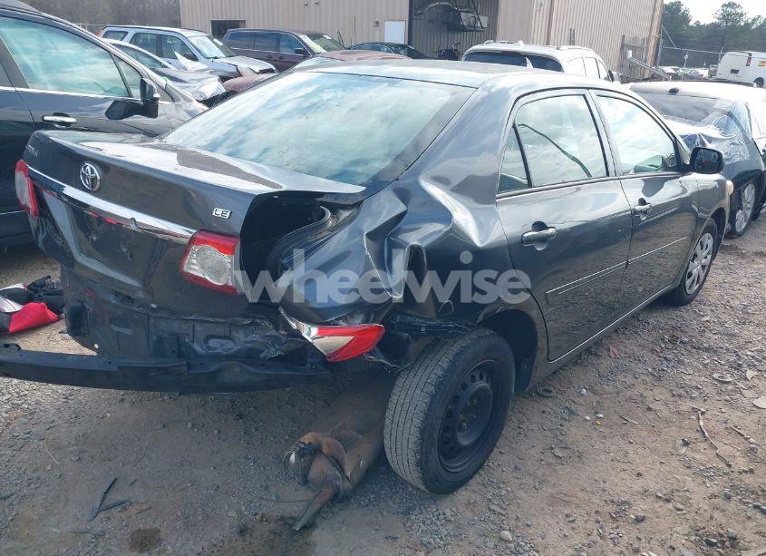 Photo 4 of 2013 Toyota Corolla L (VIN 2T1BU4EE8DC006407)