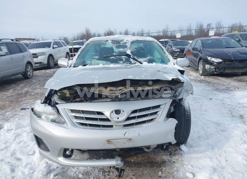 Photo 13 of 2013 Toyota Corolla LE (VIN 2T1BU4EE8DC013597)