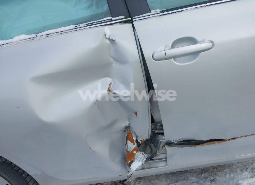 Photo 6 of 2013 Toyota Corolla LE (VIN 2T1BU4EE8DC013597)