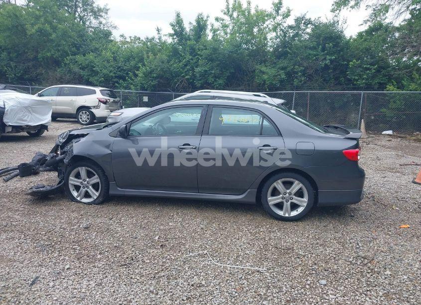 Photo 15 of 2013 Toyota Corolla S (VIN 2T1BU4EE8DC062475)