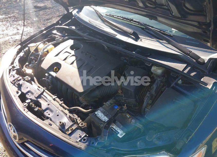 Photo 10 of 2013 Toyota Corolla LE (VIN 2T1BU4EE8DC074447)