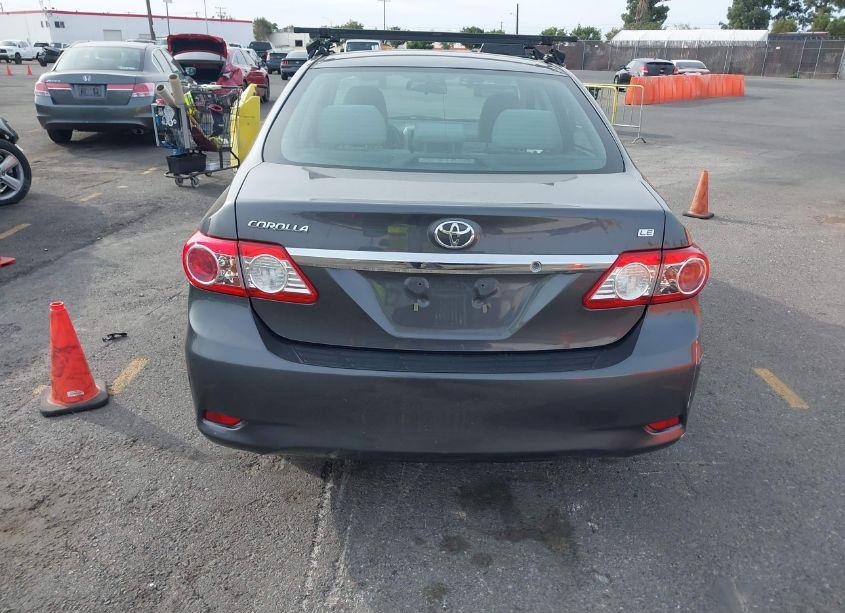 Photo 16 of 2013 Toyota Corolla LE (VIN 2T1BU4EE8DC097971)