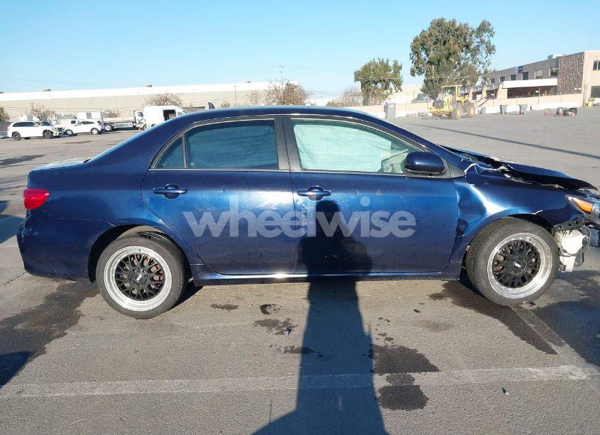 Photo 14 of 2013 Toyota Corolla LE (VIN 2T1BU4EE8DC924464)