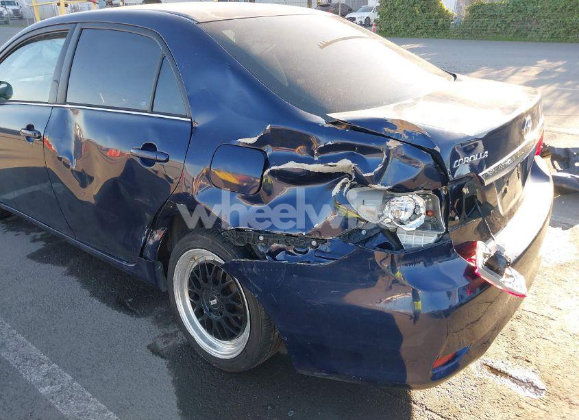 Photo 18 of 2013 Toyota Corolla LE (VIN 2T1BU4EE8DC924464)