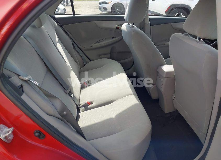 Photo 8 of 2013 Toyota Corolla L (VIN 2T1BU4EE8DC933312)