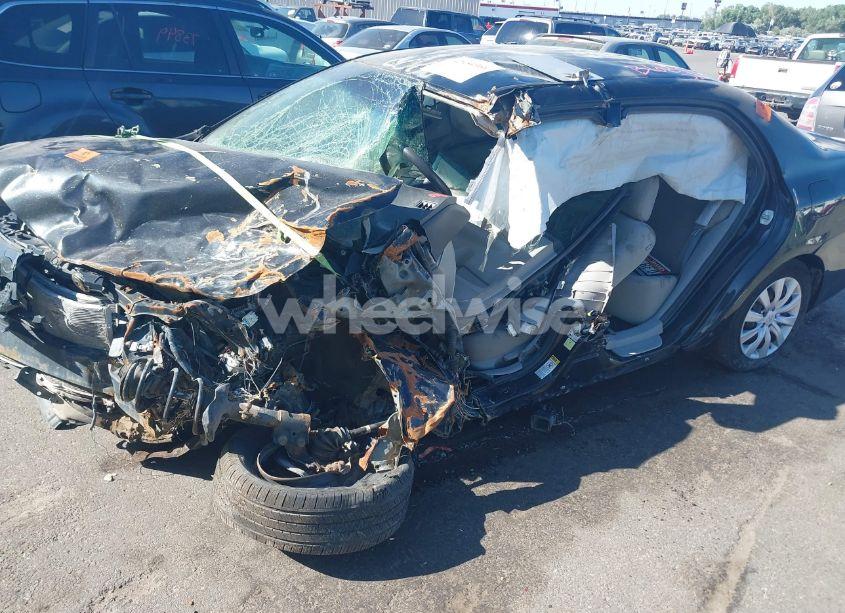 Photo 6 of 2013 Toyota Corolla LE (VIN 2T1BU4EE8DC933360)