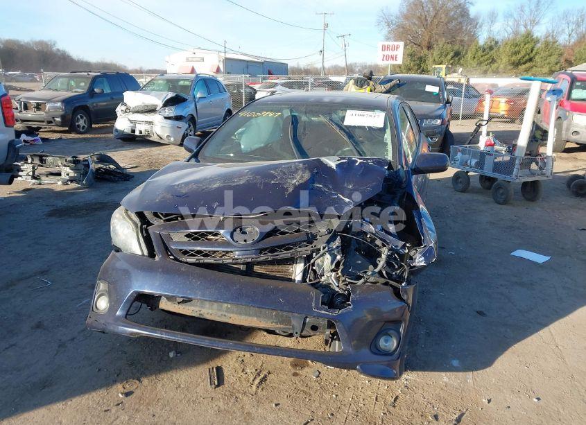 Photo 11 of 2013 Toyota Corolla S (VIN 2T1BU4EE8DC940079)