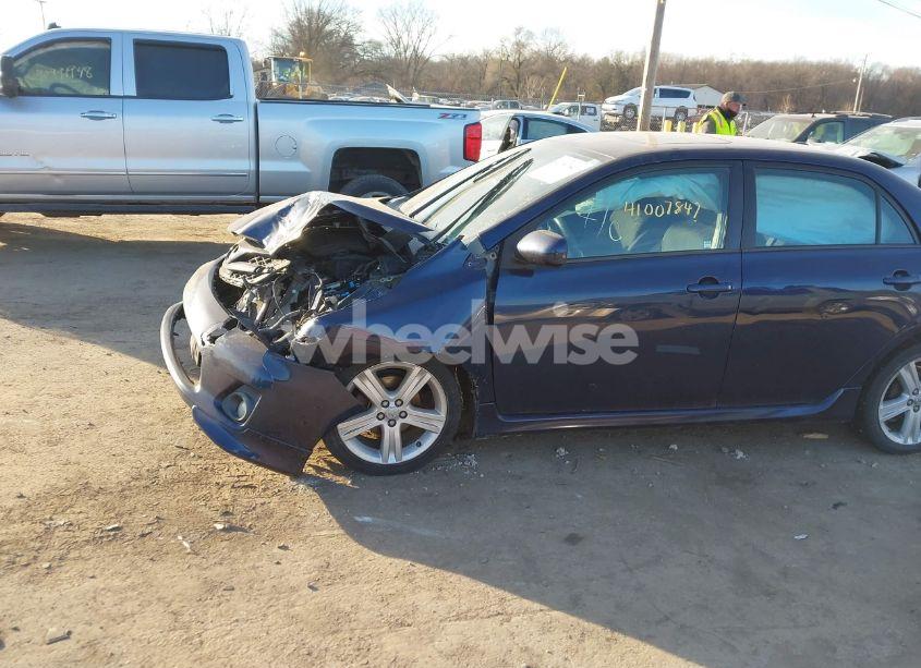 Photo 6 of 2013 Toyota Corolla S (VIN 2T1BU4EE8DC940079)