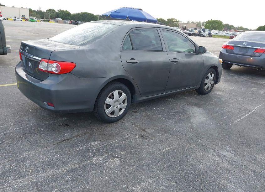 Photo 4 of 2013 Toyota Corolla L (VIN 2T1BU4EE8DC955794)