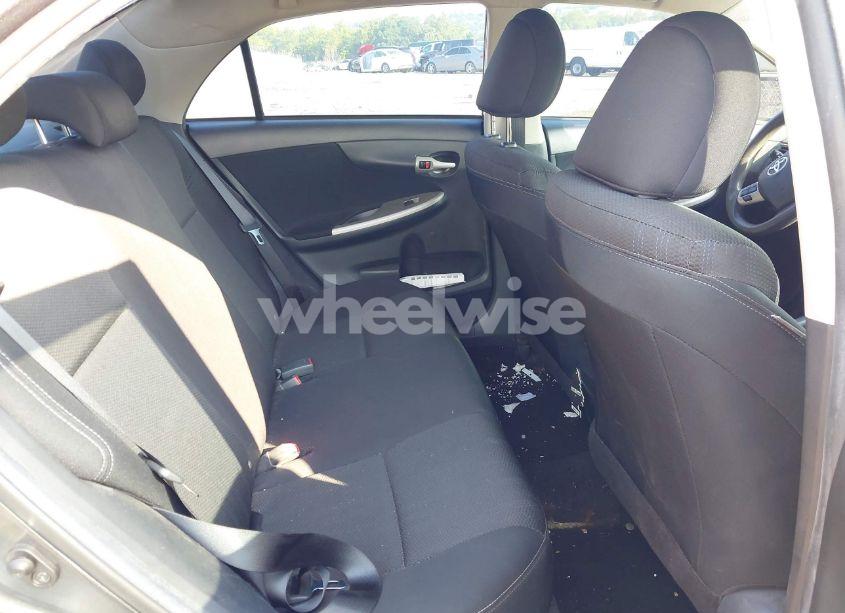 Photo 8 of 2013 Toyota Corolla S (VIN 2T1BU4EE8DC958906)