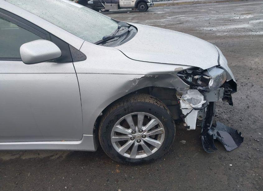 Photo 6 of 2010 Toyota Corolla S (VIN 2T1BU4EE9AC236792)