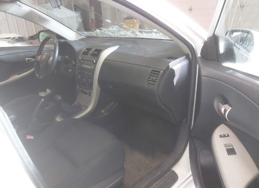 Photo 5 of 2010 Toyota Corolla S (VIN 2T1BU4EE9AC253138)