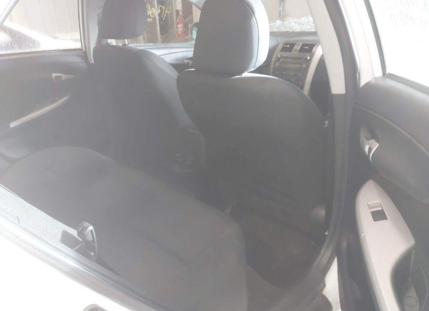 Photo 8 of 2010 Toyota Corolla S (VIN 2T1BU4EE9AC253138)