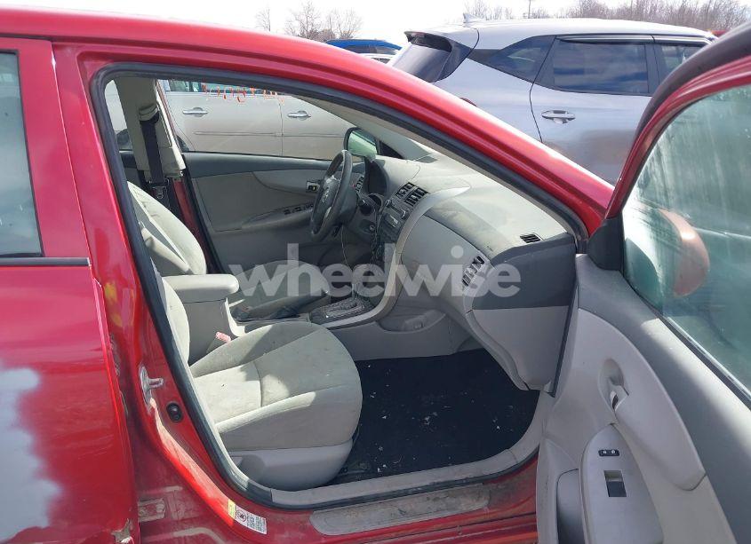 Photo 5 of 2010 Toyota Corolla LE (VIN 2T1BU4EE9AC283580)