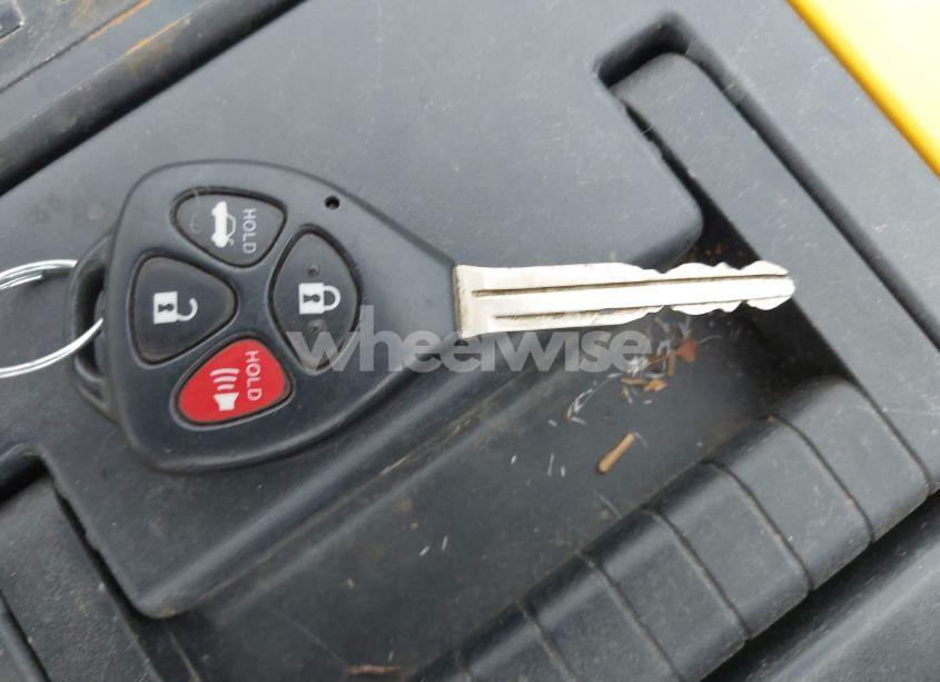 Photo 11 of 2010 Toyota Corolla LE (VIN 2T1BU4EE9AC284809)