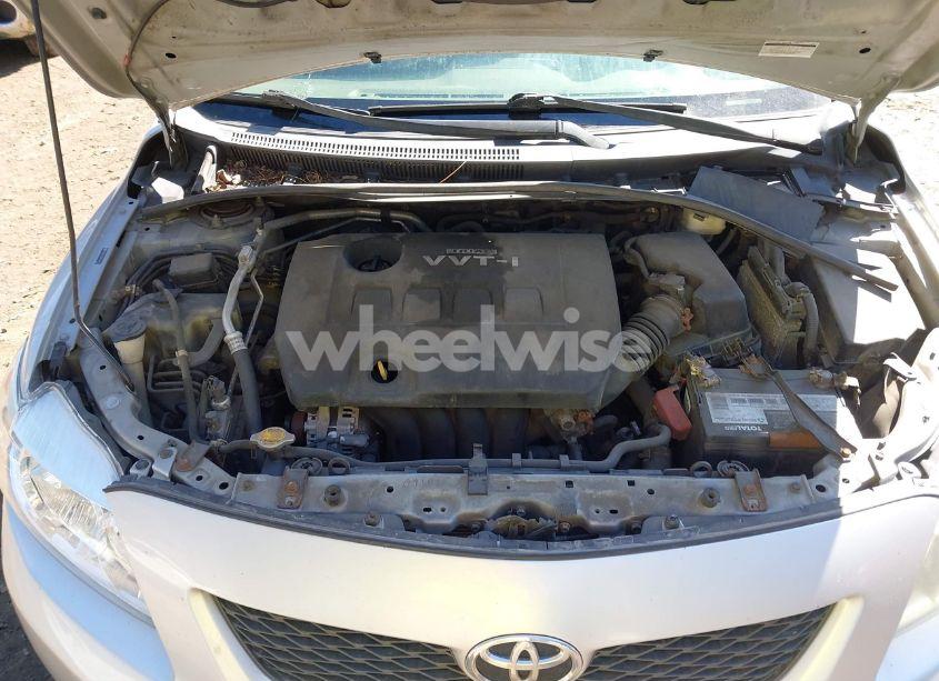 Photo 10 of 2010 Toyota Corolla LE (VIN 2T1BU4EE9AC294112)