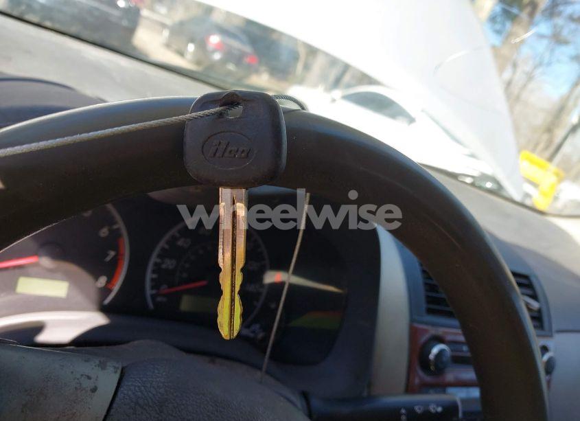 Photo 11 of 2010 Toyota Corolla LE (VIN 2T1BU4EE9AC294112)