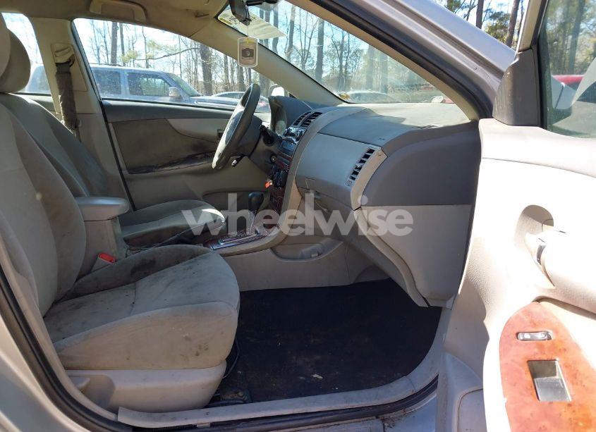 Photo 5 of 2010 Toyota Corolla LE (VIN 2T1BU4EE9AC294112)