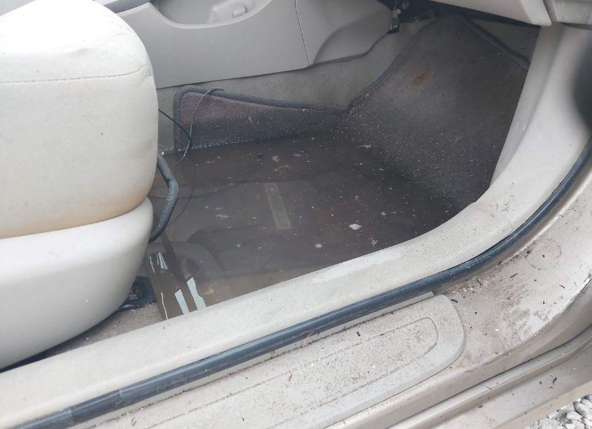 Photo 12 of 2010 Toyota Corolla LE (VIN 2T1BU4EE9AC300152)