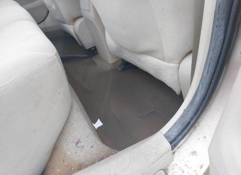 Photo 13 of 2010 Toyota Corolla LE (VIN 2T1BU4EE9AC300152)