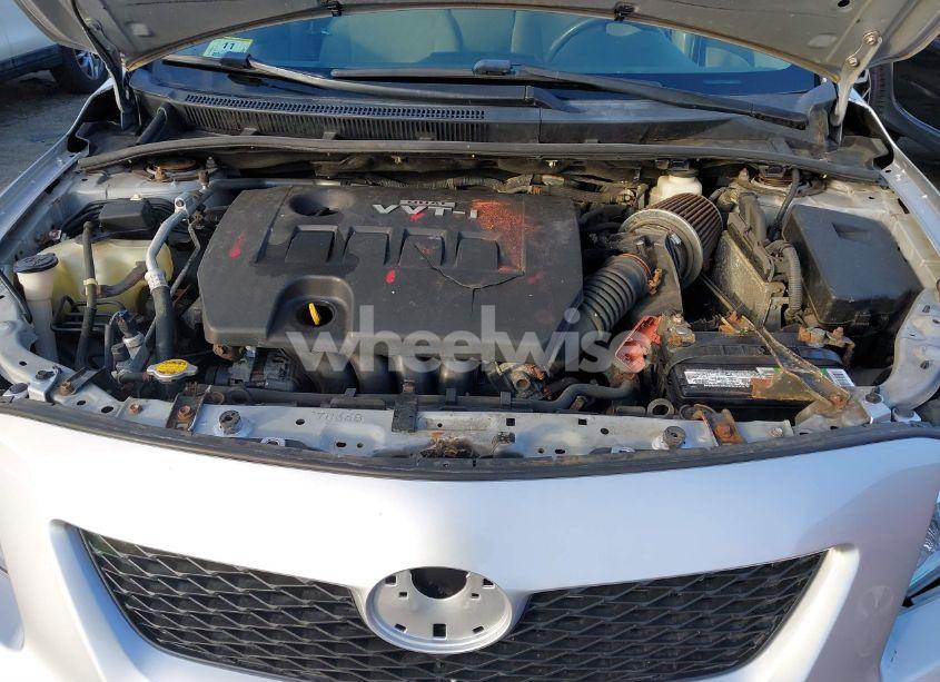 Photo 10 of 2010 Toyota Corolla LE (VIN 2T1BU4EE9AC307313)