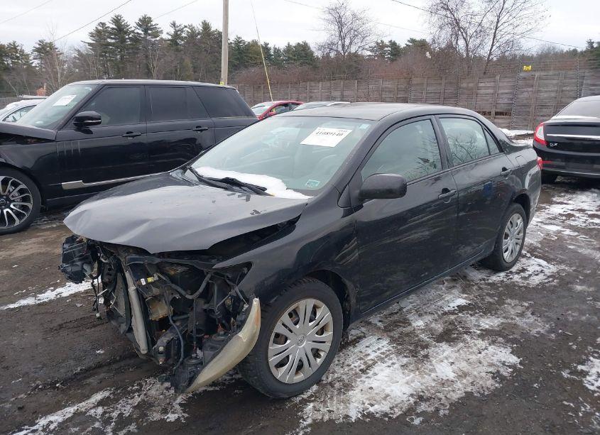 Photo 2 of 2010 Toyota Corolla LE (VIN 2T1BU4EE9AC315833)