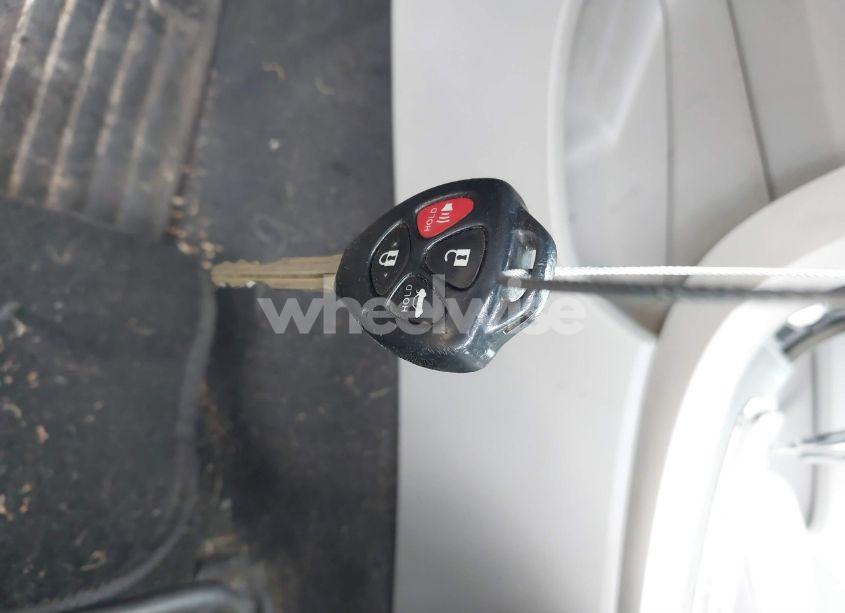 Photo 11 of 2010 Toyota Corolla LE (VIN 2T1BU4EE9AC355751)