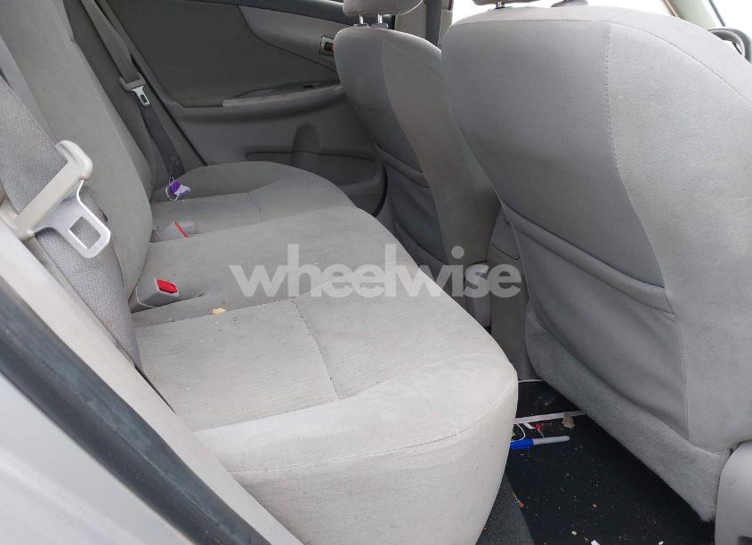 Photo 8 of 2010 Toyota Corolla LE (VIN 2T1BU4EE9AC355751)