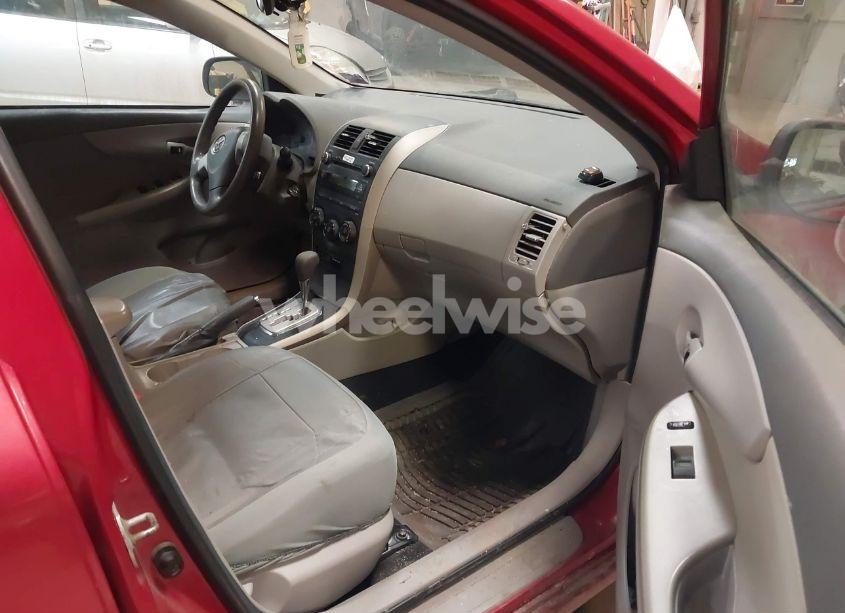 Photo 5 of 2010 Toyota Corolla S/LE/XLE (VIN 2T1BU4EE9AC427757)