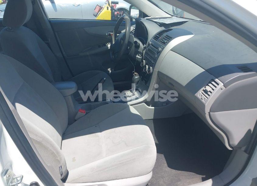 Photo 5 of 2010 Toyota Corolla LE (VIN 2T1BU4EE9AC433493)