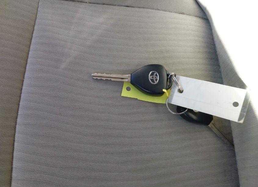 Photo 11 of 2010 Toyota Corolla LE (VIN 2T1BU4EE9AC460628)