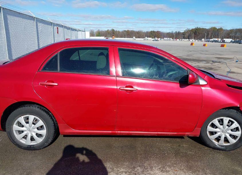 Photo 13 of 2010 Toyota Corolla LE (VIN 2T1BU4EE9AC463352)