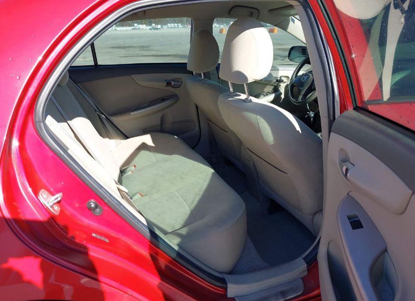 Photo 8 of 2010 Toyota Corolla LE (VIN 2T1BU4EE9AC463352)