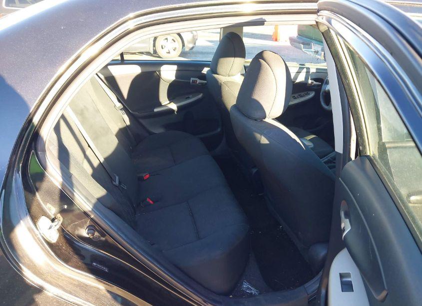 Photo 8 of 2010 Toyota Corolla S (VIN 2T1BU4EE9AC482371)