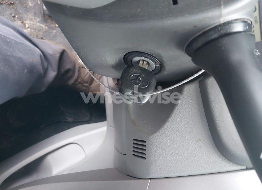 Photo 11 of 2010 Toyota Corolla LE (VIN 2T1BU4EE9AC483018)