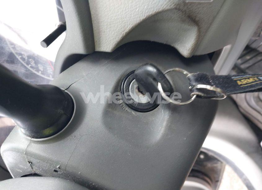 Photo 11 of 2010 Toyota Corolla LE (VIN 2T1BU4EE9AC525431)