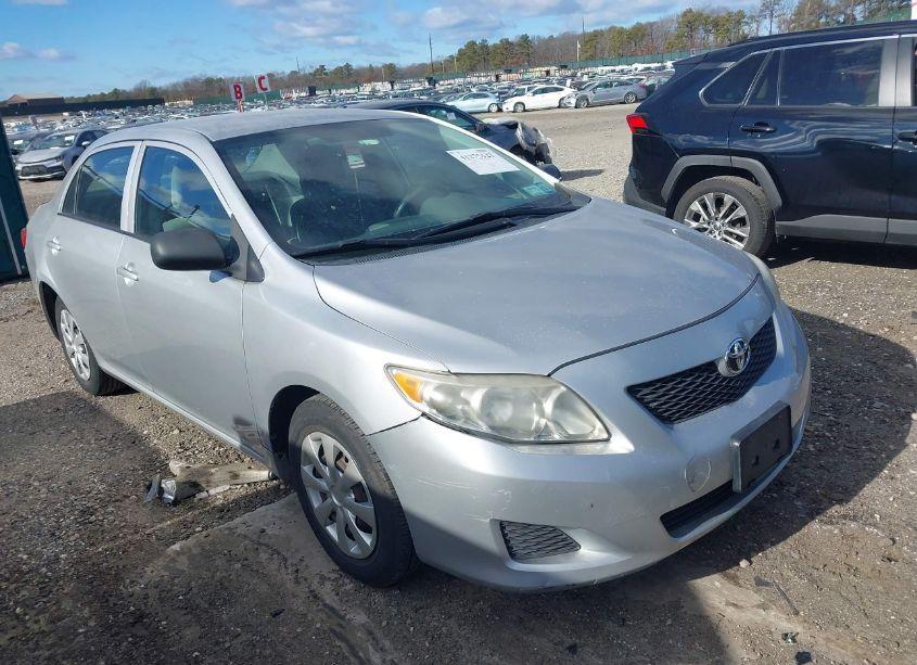 2010 Toyota Corolla LE (VIN 2T1BU4EE9AC532203) main photo
