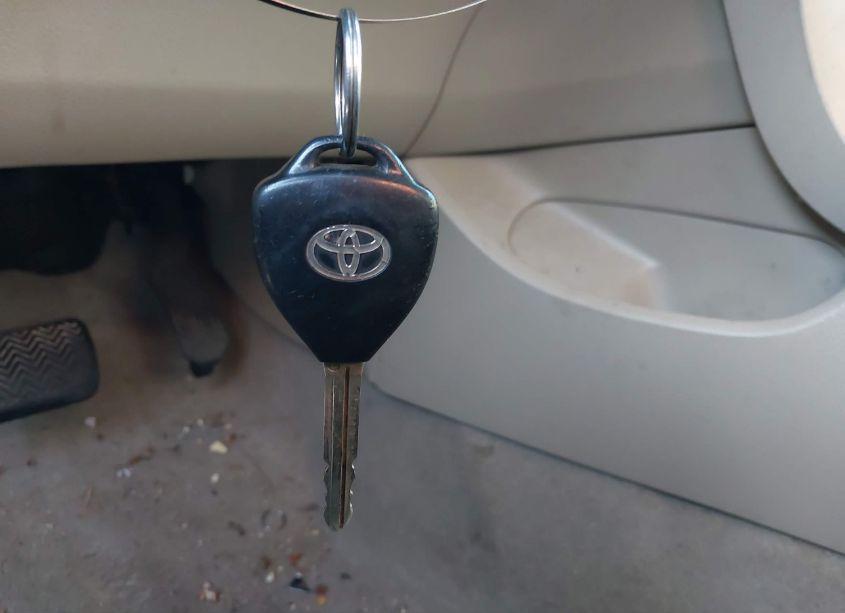 Photo 11 of 2010 Toyota Corolla LE (VIN 2T1BU4EE9AC533531)