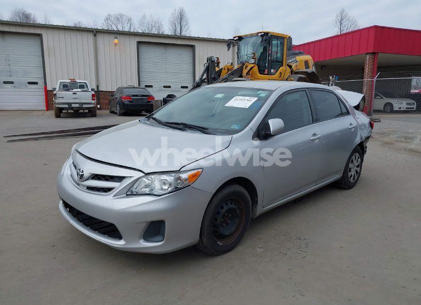 Photo 2 of 2011 Toyota Corolla LE (VIN 2T1BU4EE9BC553540)