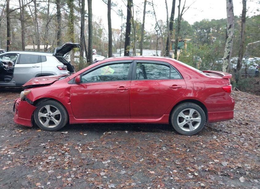 Photo 14 of 2011 Toyota Corolla S (VIN 2T1BU4EE9BC570175)