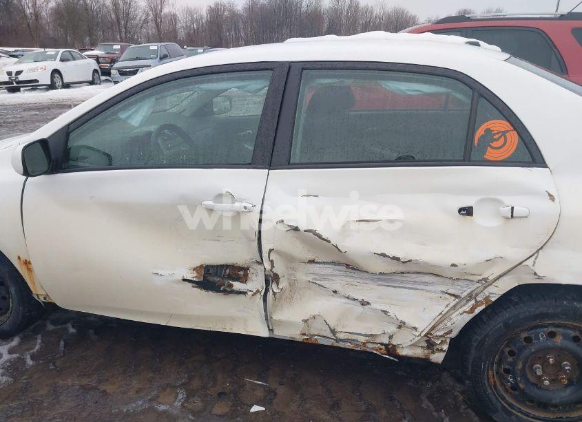 Photo 6 of 2011 Toyota Corolla S (VIN 2T1BU4EE9BC573691)