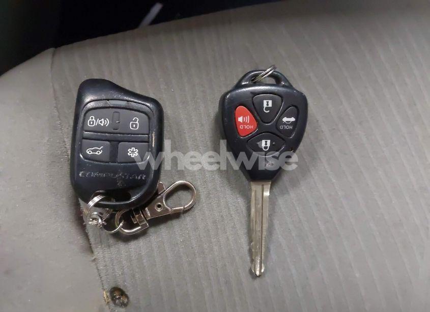 Photo 11 of 2011 Toyota Corolla S/LE (VIN 2T1BU4EE9BC671068)