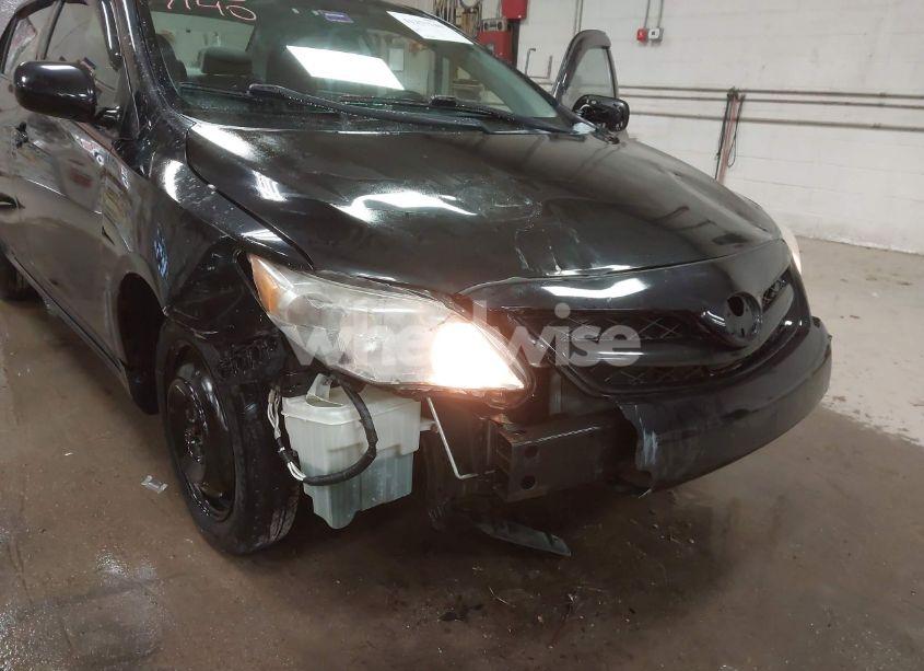 Photo 18 of 2011 Toyota Corolla S/LE (VIN 2T1BU4EE9BC671068)