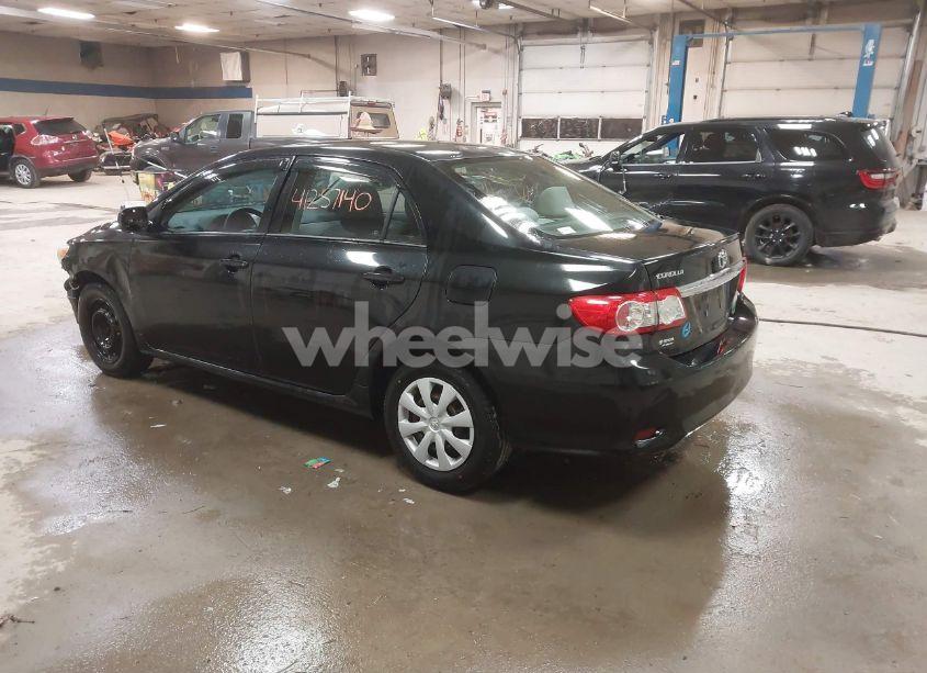 Photo 3 of 2011 Toyota Corolla S/LE (VIN 2T1BU4EE9BC671068)