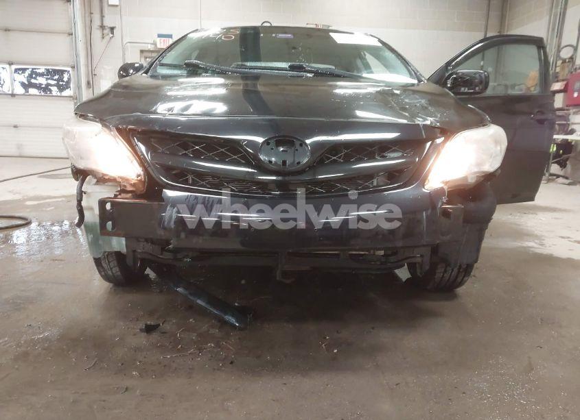 Photo 6 of 2011 Toyota Corolla S/LE (VIN 2T1BU4EE9BC671068)