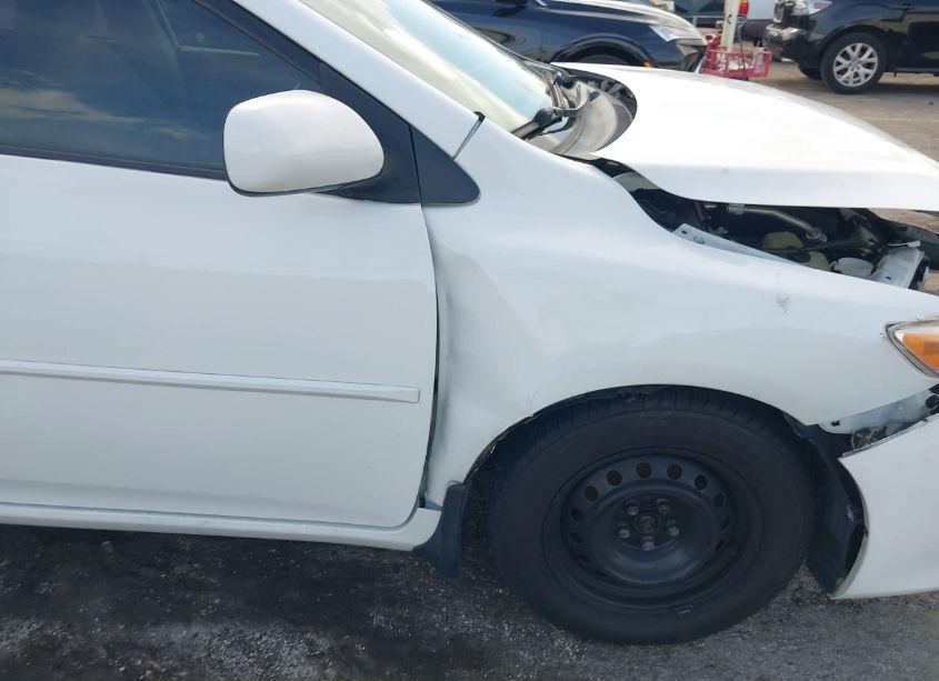 Photo 17 of 2011 Toyota Corolla LE (VIN 2T1BU4EE9BC680871)